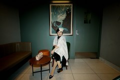 室内环境人像---汉口老街上的小店！