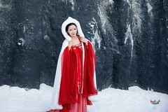【红衣映雪】---婉灵