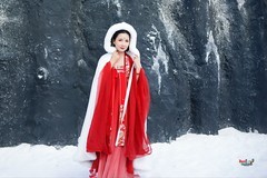 【红衣映雪】---婉灵