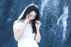 【雪地酷女】---芸妮