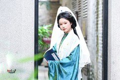 【山房·古风美女】---小魚
