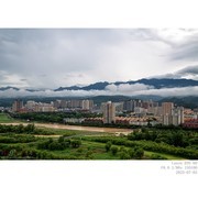 雨后秦岭束玉带