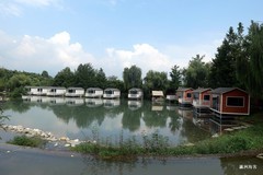 鱼凫湿地公园。彭州鱼凫湿地公园，李白蜀道难有云：蚕丛与鱼凫，开国何茫然，尔来四万