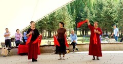 公园表演快板说唱好