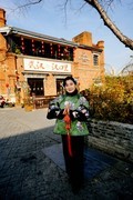 环境人像---汉口里的华服佳人！