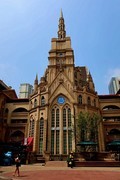 西班牙风情街上
