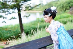 【一灯照水·半染烟蓝】---小月