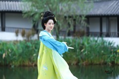 【汉唐美女】---笑一笑