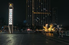 【城市纪实】—— 城里的灯火