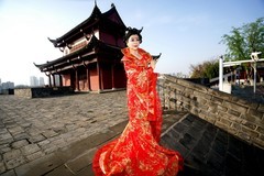 环境人像---起义门城楼上的华服演绎！