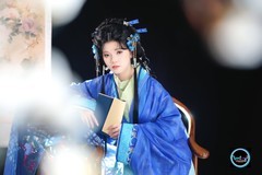 【一襟蓝韵·半卷清诗】---婷儿