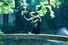 【黑衣傣族舞女】---沛阳