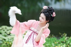 【小狐狸与少女】---佳欣