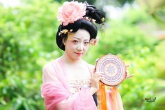 【粉黛醉春】---昕昕