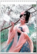 一组古风唐装美女人像