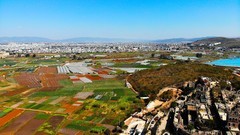 航拍云南建水贝陶山庄