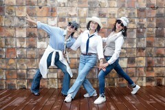 【快乐同框三美女】---木子、卫华、月媚