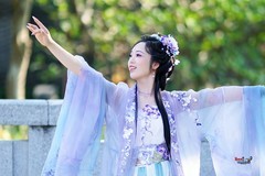 【云裳漫染紫烟轻】---芝栀