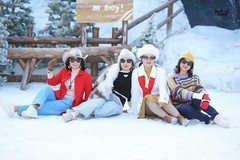 【雪地相聚·四大美女】---卫华、木子、月媚、风信子