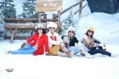 【雪地相聚·四大美女】---卫华、木子、月媚、风信子