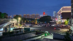 华灯初上