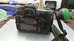 急救啊，今天2000块买的D300S快门93000次，被坑了，请问各位摄友9万多次快门还能用吗