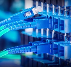 引领未来通信，山泽光纤——让连接更智能、更高效