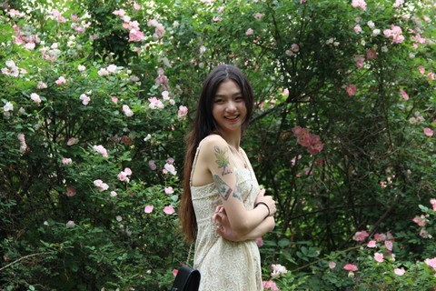 #夏天在哪里#奥森外拍美女 #夏天在哪里#奥森外拍美女