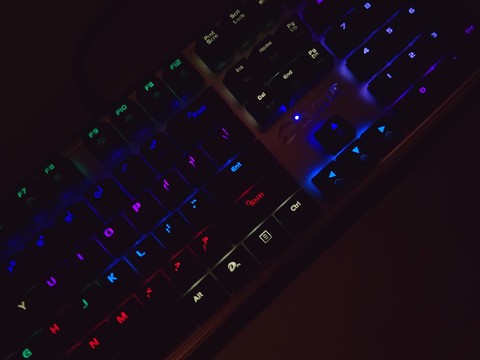  [Evaluation] Above the Dynamic --- Unpacking evaluation of Daryou S600RGB game machine keyboard