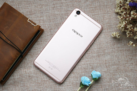  Why? After R9, OPPO R9s became a hot seller in the market again
