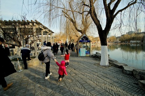  Minghu Baihuazhou -- the flavor of the year is getting stronger