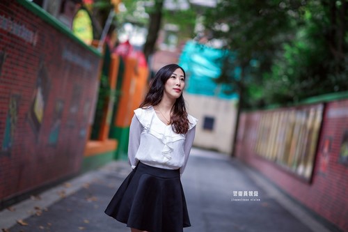 【女同事】 by警卫员