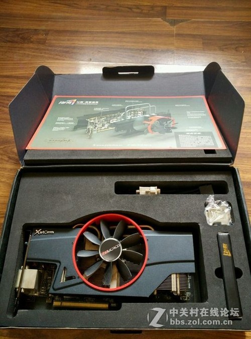 出售七彩虹镭风 HD6850 Xstorm显卡，可以一键开核成6870！
