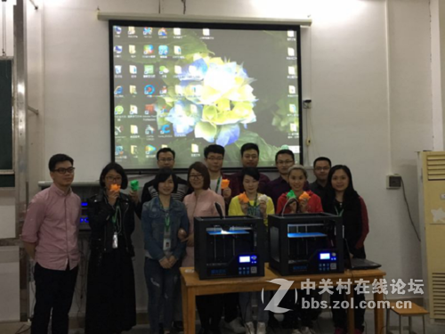 3D打印机进校园 革新传统教学模式