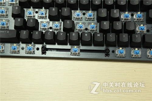 完美大键位手感——镭拓MXX和Ducky One卫星轴改造