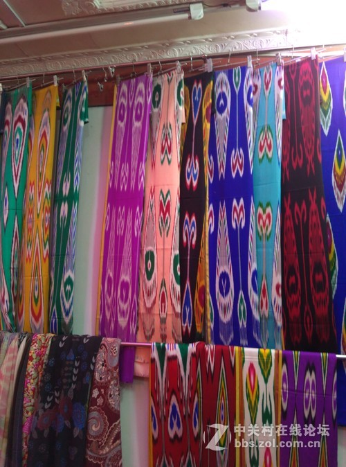 和田艾德莱斯绸