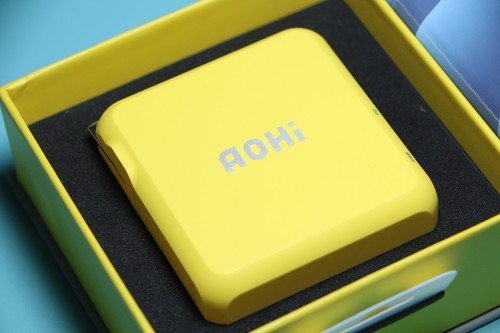 价值279元的奥海140W充电头