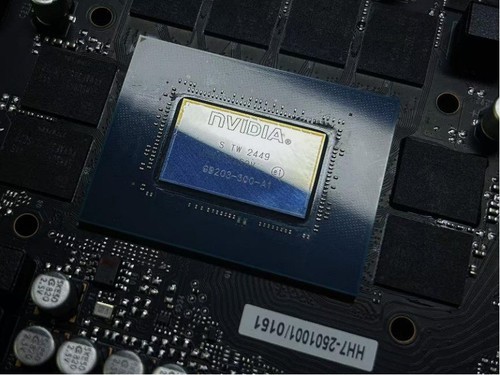 影驰 GeForce RTX 5070 Ti 金属大师 OC评测：DLSS 4超强发挥