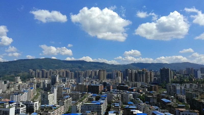 蓝天下达州南城一角-中关村在线摄影论坛