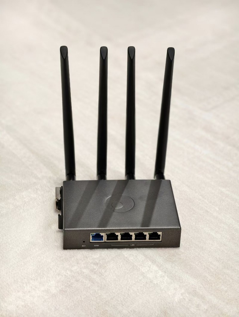 Canare R300s 蒲公英R300S让跨品牌、协议设备互联互通,4G联网可无宽带操作-中关村在线综合论坛