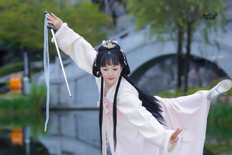 【剑舞】---小李-中关村在线摄影论坛