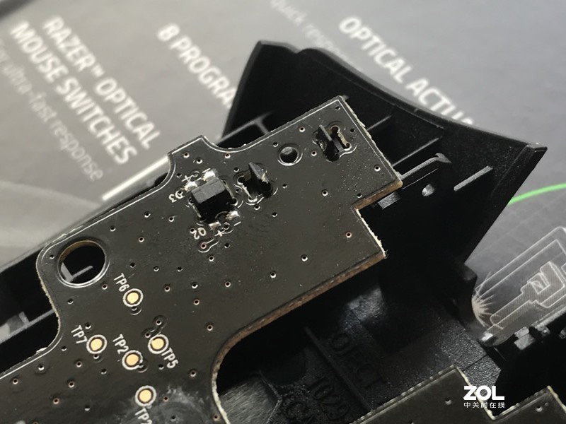 极限之轻：科学减重雷蛇Raver Viper毒蝰鼠标测评与拆解