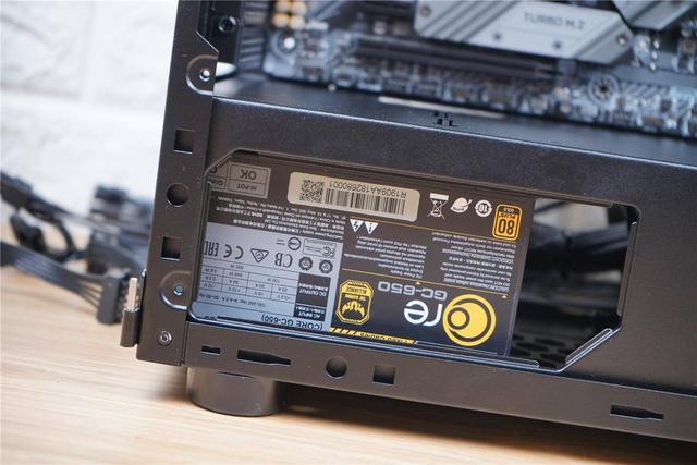 海韵出品，品质保证——海韵 游戏酷核CORE GX650电源简评