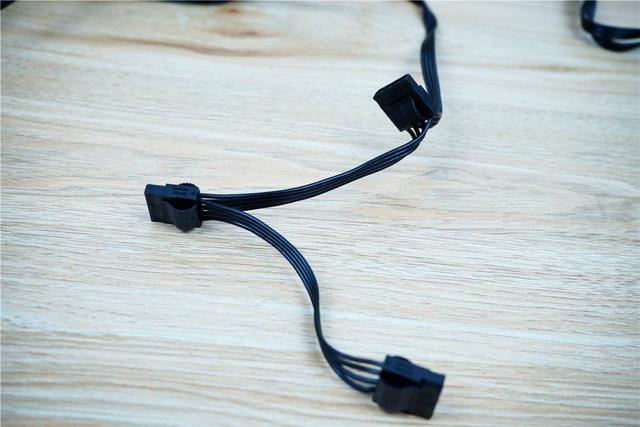 海韵出品，品质保证——海韵 游戏酷核CORE GX650电源简评