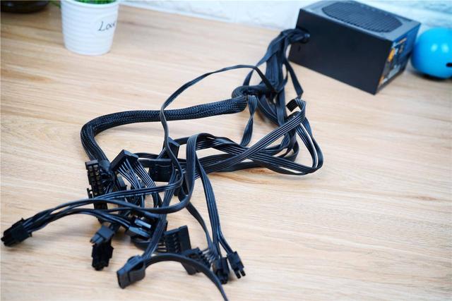 海韵出品，品质保证——海韵 游戏酷核CORE GX650电源简评