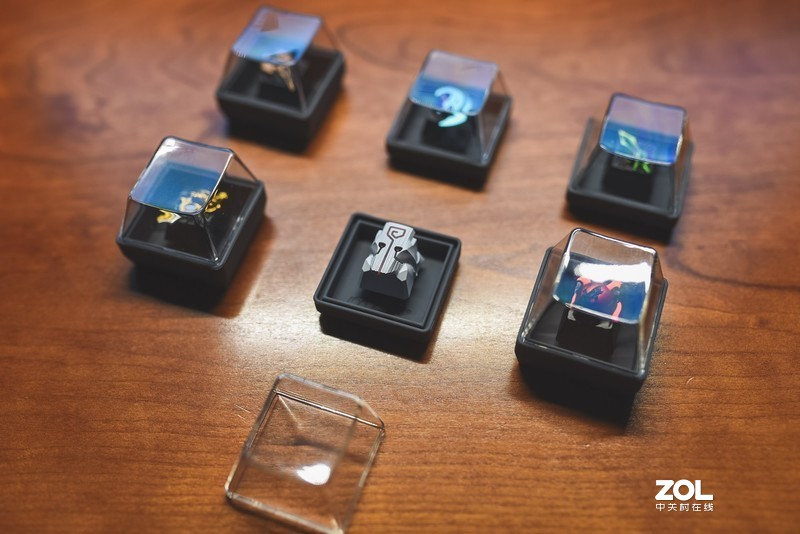 不让青春再留遗憾，ZOMO DOTA键帽的补全计划
