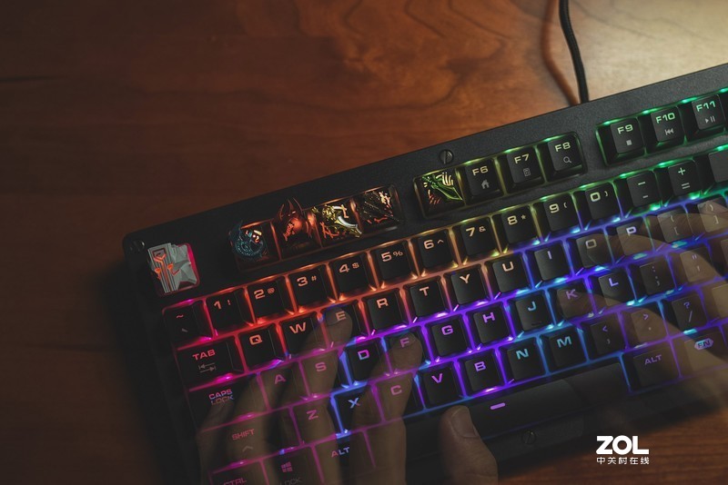 不让青春再留遗憾，ZOMO DOTA键帽的补全计划