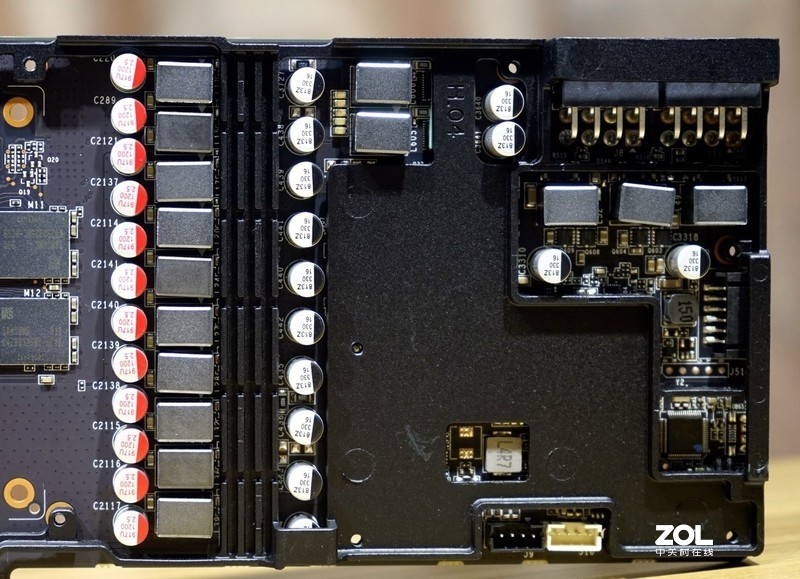 学生哥入学的游戏凶器，4K分辨率下通杀所有游戏？索泰RTX2080super至尊PLUS OC详测