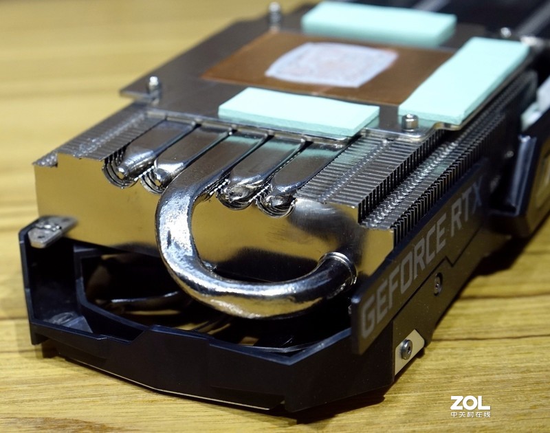 学生哥入学的游戏凶器，4K分辨率下通杀所有游戏？索泰RTX2080super至尊PLUS OC详测