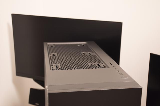 为电脑换个马甲，装酷冷S600机箱和V650电源